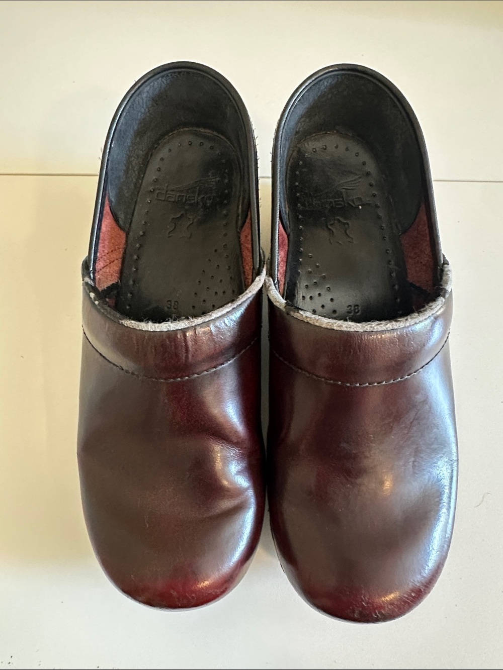 Dansko Women's Mules in Burgundy Leather